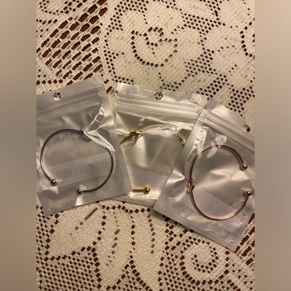 NEW Cuff bangle bracelets - Picture 4 of 4